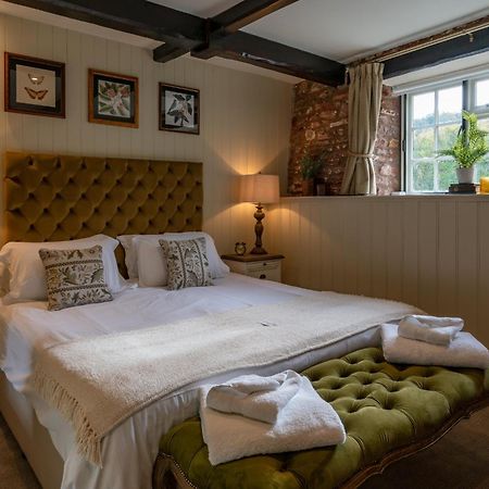 The Ring 'O' Bells Hotel Compton Martin Eksteriør billede