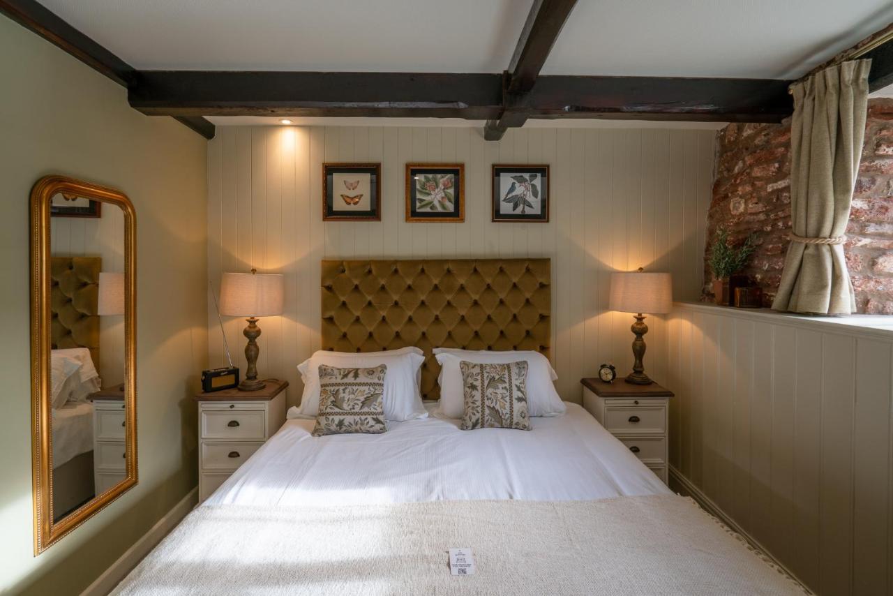 The Ring 'O' Bells Hotel Compton Martin Eksteriør billede